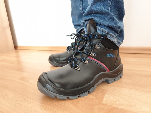 atlas_RUNNER 955 XP BOA, FAST 12 BLACK & ANATOMIC BAU 500