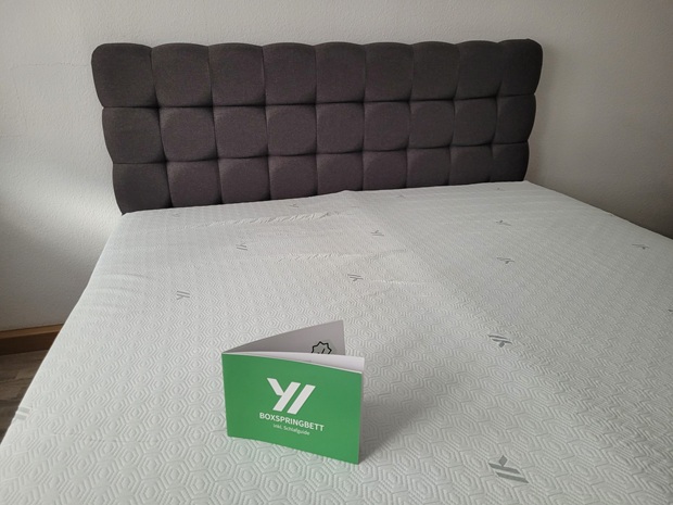 YAK_Boxspringbett