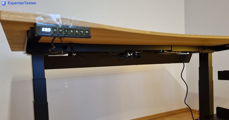 ErgoHide Höhenverstellbarer Schreibtisch