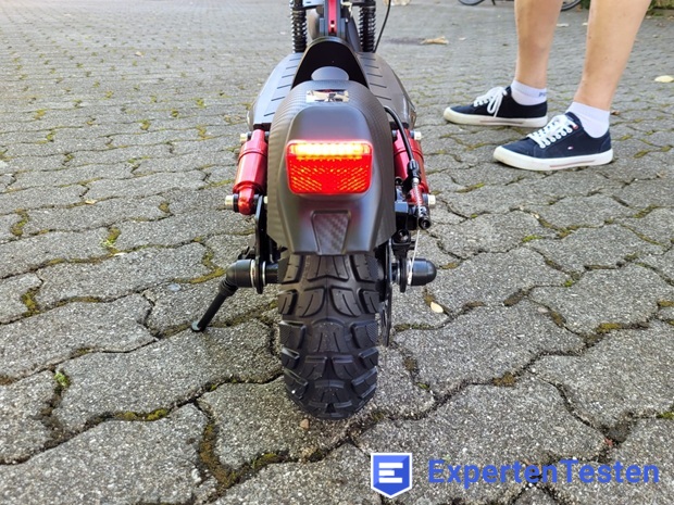 isinwheel_T4 Offroad-E-Scooter