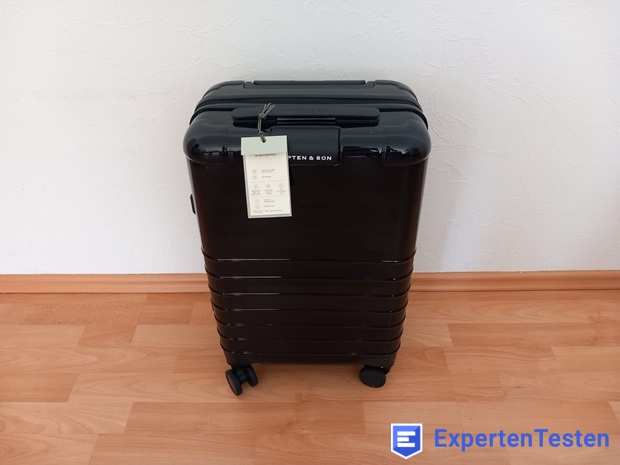 Kapten & Son_Heathrow Essential Cabin All Black