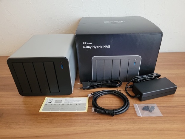 TERRAMASTER_F4-425 Plus