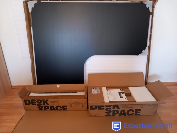 DESKSPACE_CORNER