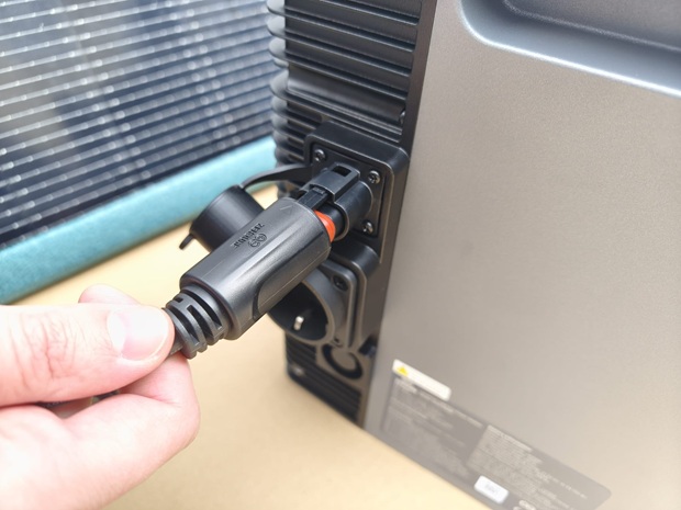 ZENDURE_SolarFlow 2400 Pro