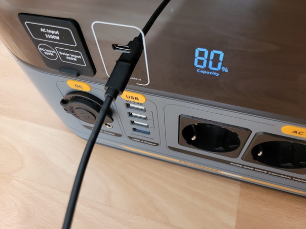 VTOMAN_FlashSpeed 1500 Powerstation 2