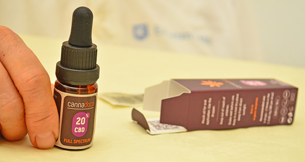 Cannadoca Vollspektrum 20% CBD Öl 20% im akuellen Verbrauchertest
