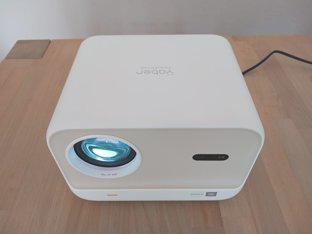 Yaber L2s : vidéoprojecteur compact et performant pour votre cinéma
